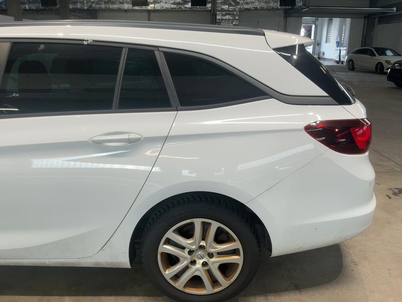 Opel Astra 1.6 CDTI 120 Jahre Start/Stop 2019 – снимка 6