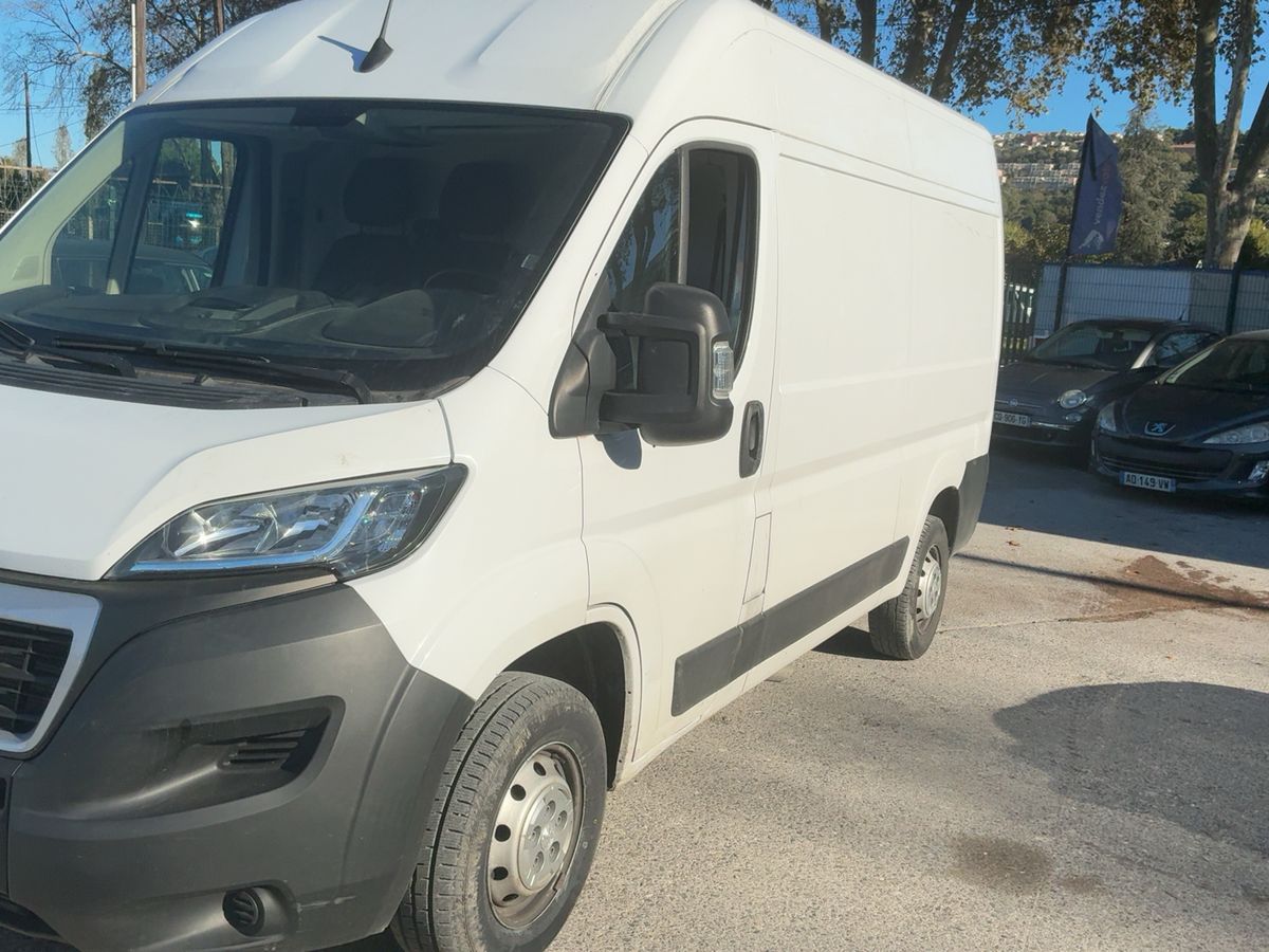 Peugeot Boxer 2.2 Blue-HDi 330 L2H2 Premium Stop&Start