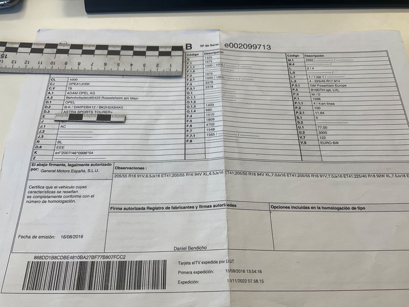 Opel Astra 1.6 CDTI DPF Excellence 2016 – снимка 21