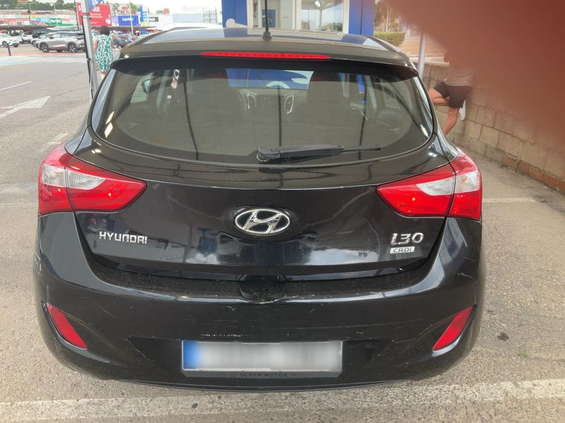 Hyundai i30 1.4 CRDi City S — zdjęcie 5