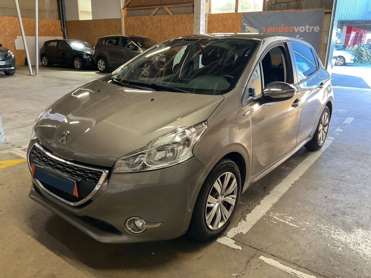 Peugeot 208 2014