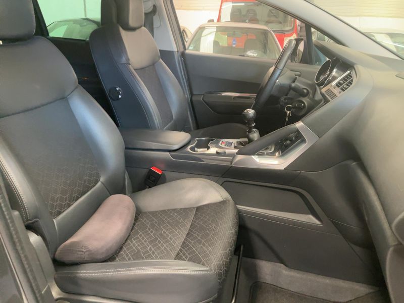 Peugeot 3008 2.0 Blue-HDi Allure 2016 – снимка 16