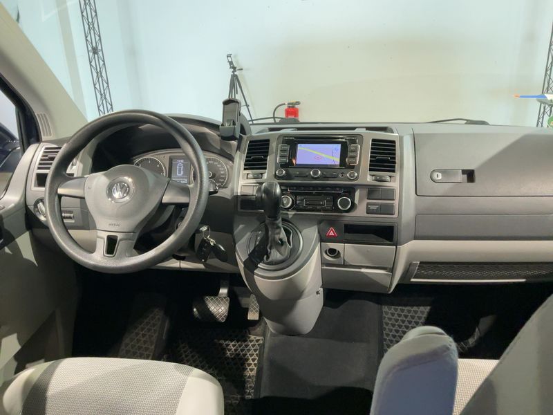 Volkswagen T5 Caravelle 2.0 TDI Comfortline lang — zdjęcie 12