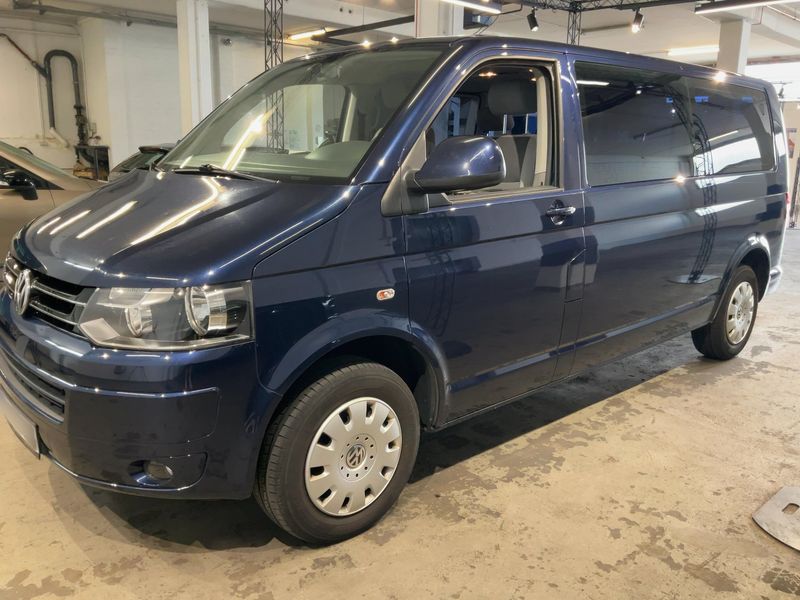 Volkswagen T5 Caravelle 2.0 TDI Comfortline lang — zdjęcie 2