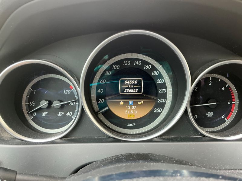 Mercedes-Benz C-Klasse C 200 CDI T BlueEfficiency Classic 2011 – снимка 19