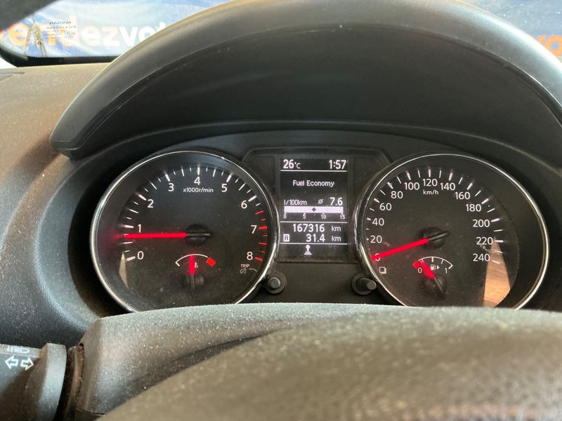 Nissan Qashqai 1.6 Acenta 2010 – снимка 4