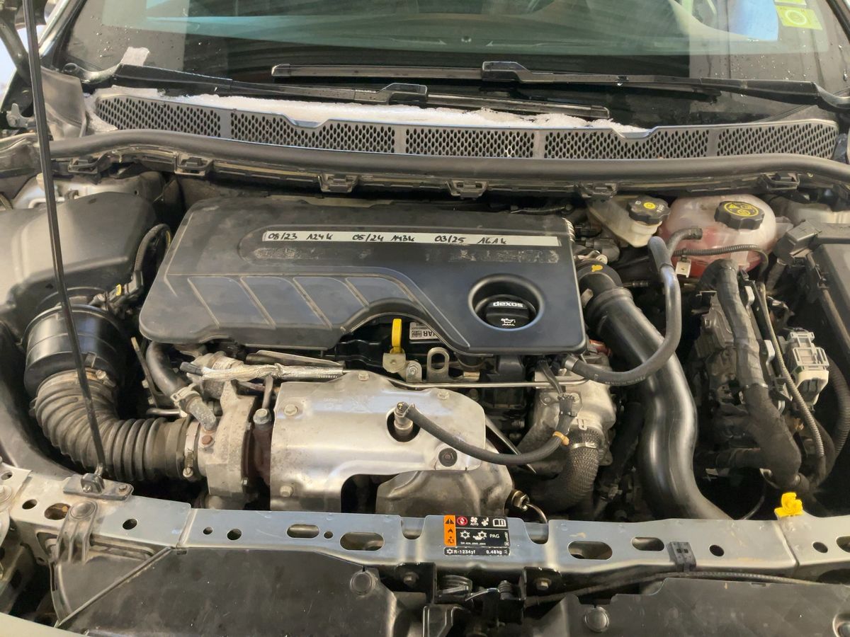 Opel Astra 2017 — photo 30