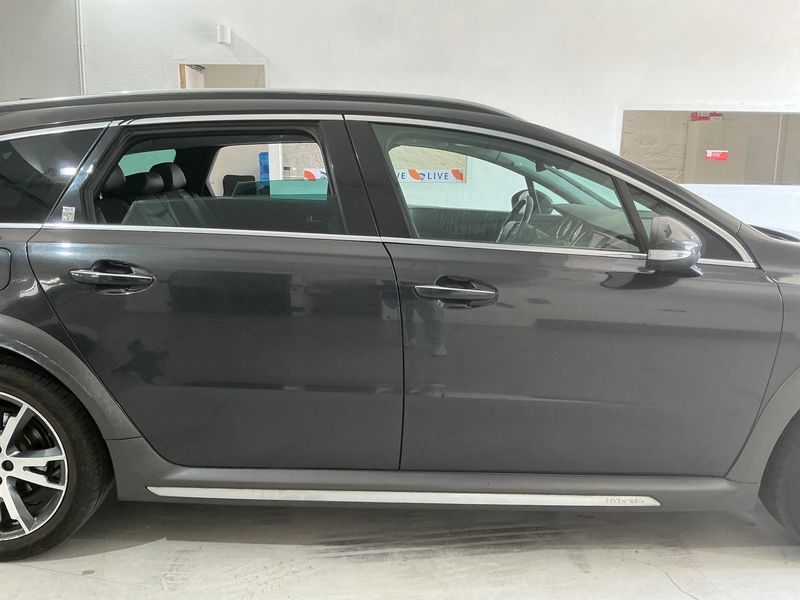 Peugeot 508 2.0 HDi Hybrid4 RXH 2012 – снимка 10