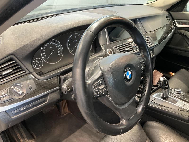 BMW 5er 530d 2011 – снимка 38