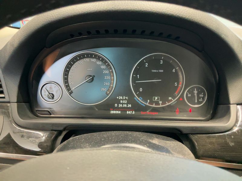 BMW 5er 530d 2011 – снимка 19