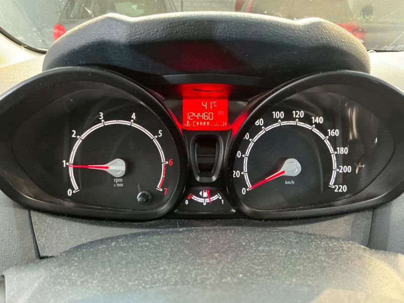 Honda Accord 2.0 Executive — zdjęcie 13