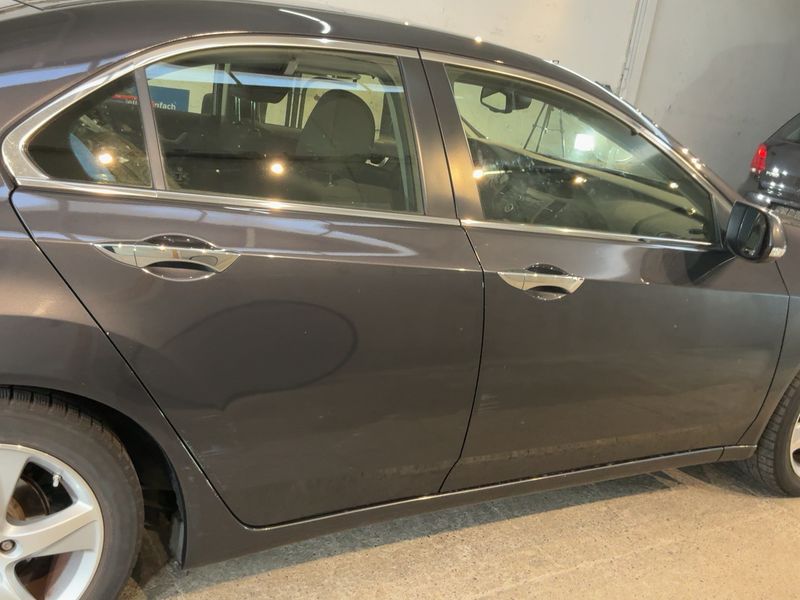 Honda Accord 2.0 Executive — zdjęcie 7