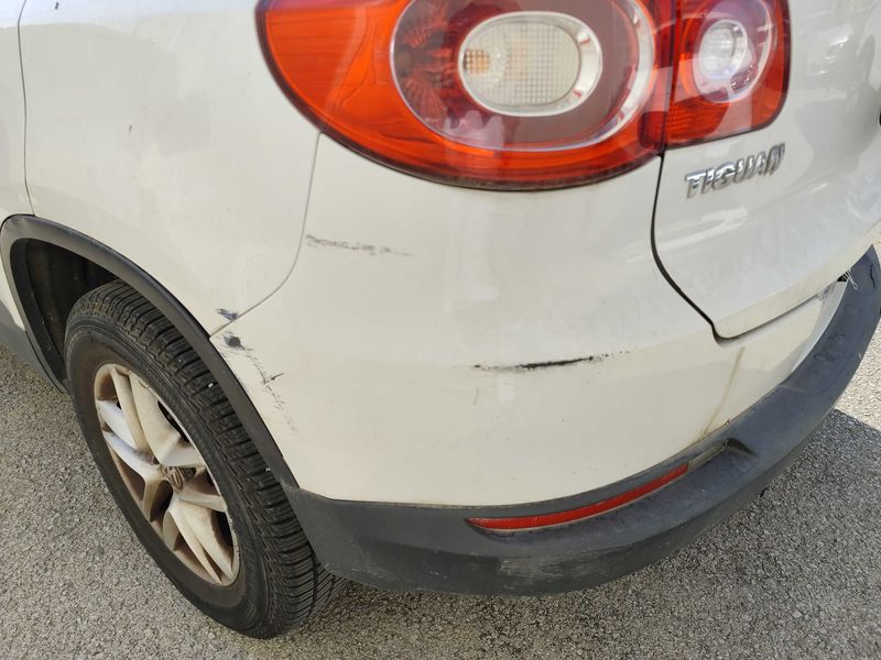 Volkswagen Tiguan 2.0 TDI Advance BlueMotion Tech 2010 – снимка 29