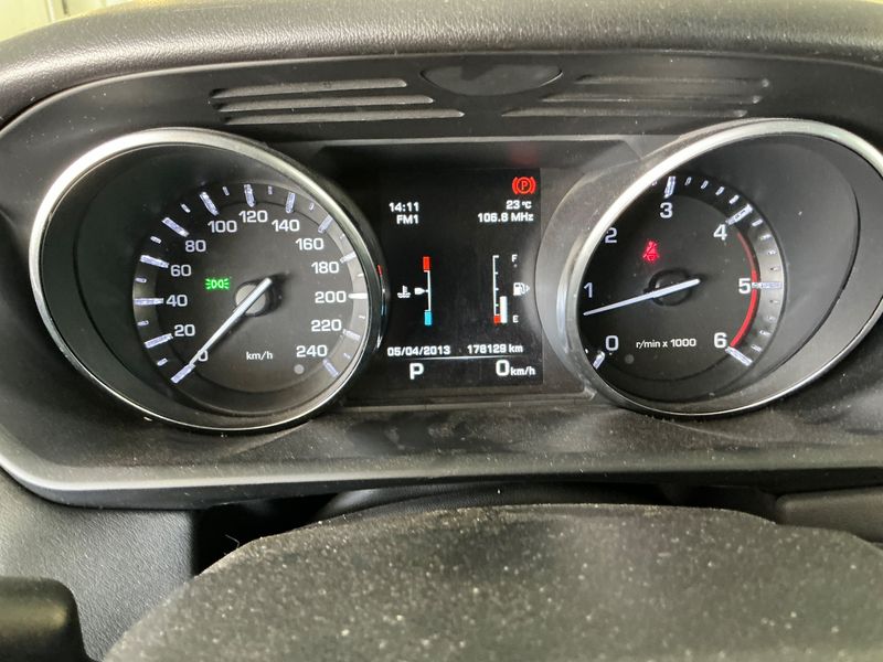 Land Rover Range Rover Sport 3.0 TD V6 HSE — zdjęcie 13