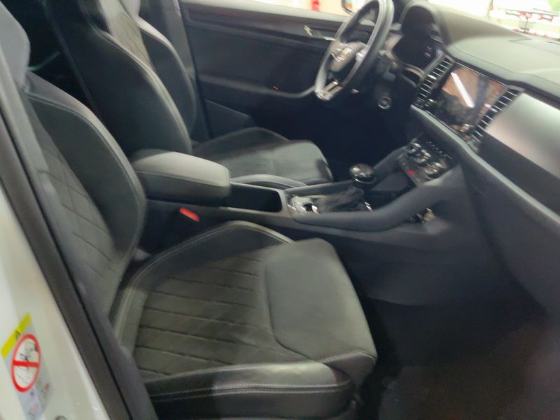 Skoda Kodiaq 2.0 TDI Sportline 4x4 — zdjęcie 11