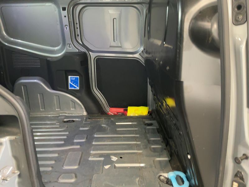 Ford Transit Courier 1.5 TDCi EcoBlue Trend — zdjęcie 14