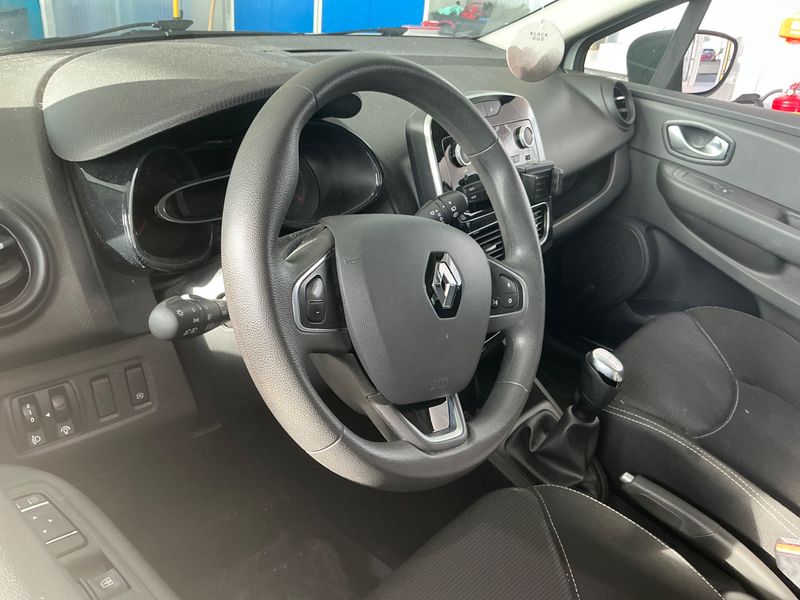 Renault Clio 0.9 TCe Zen 2018 – снимка 24