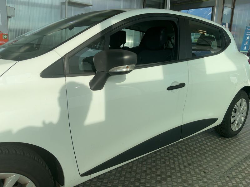 Renault Clio 0.9 TCe Zen 2018 – снимка 4