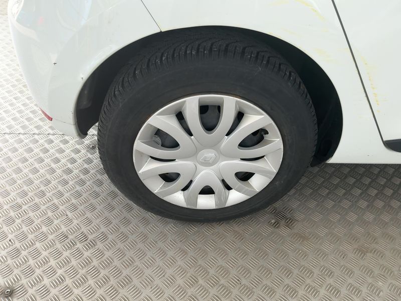 Renault Clio 0.9 TCe Zen 2018 – снимка 9
