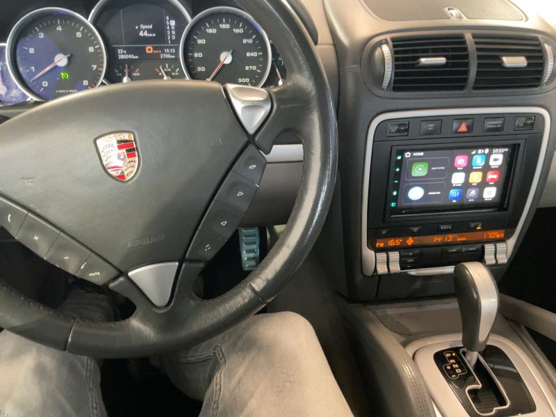 Porsche Cayenne Turbo — zdjęcie 12
