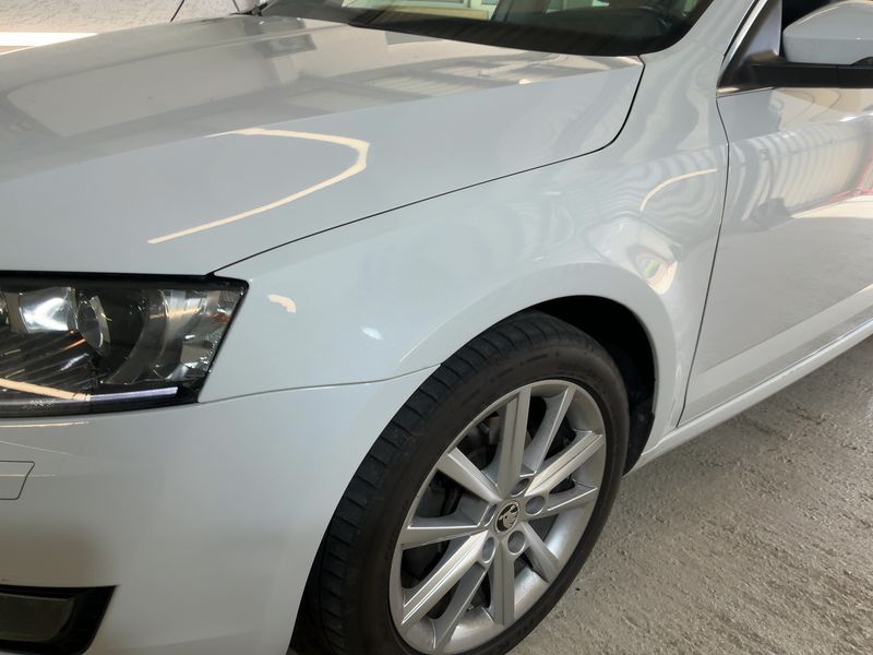 Skoda Octavia 2.0 TDI Elegance 2014 – снимка 2