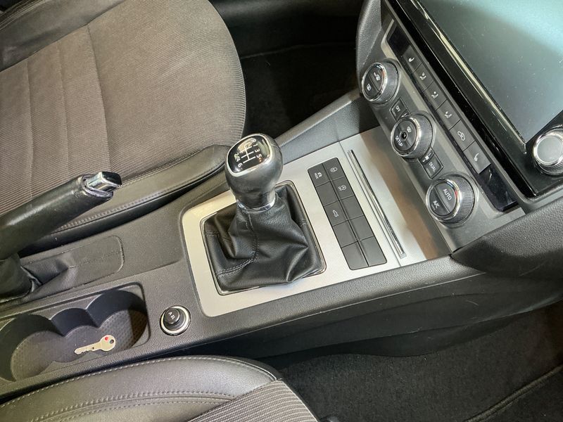 Skoda Octavia 2.0 TDI Elegance 2014 – снимка 25
