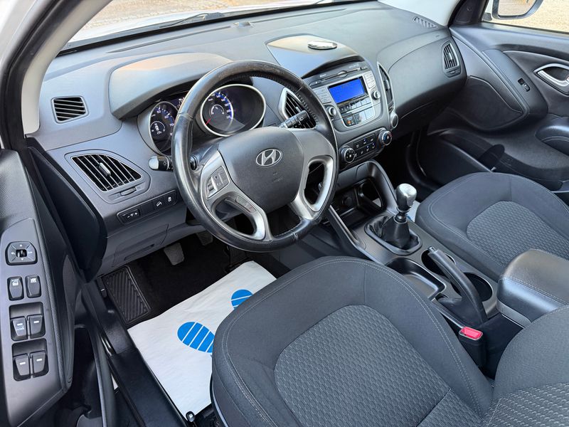 Hyundai ix35 1.6 Classic 2WD — zdjęcie 15