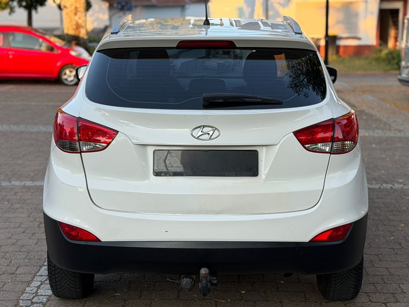 Hyundai ix35 1.6 Classic 2WD — zdjęcie 4