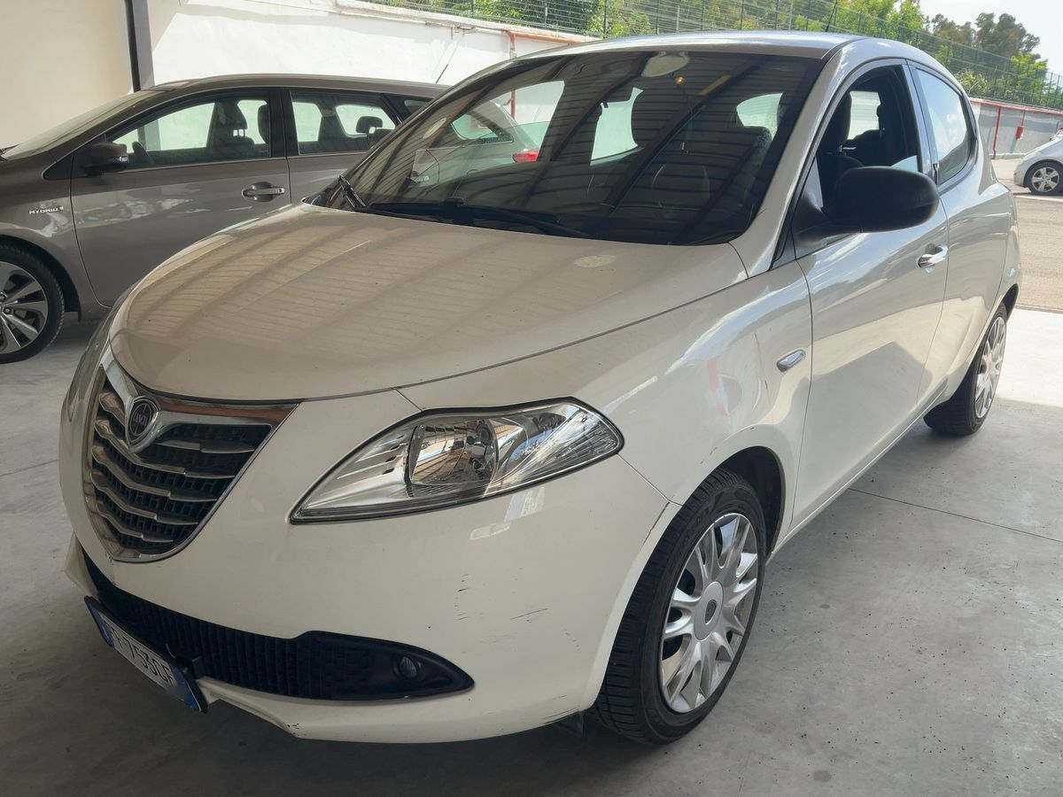 Lancia Ypsilon 2016