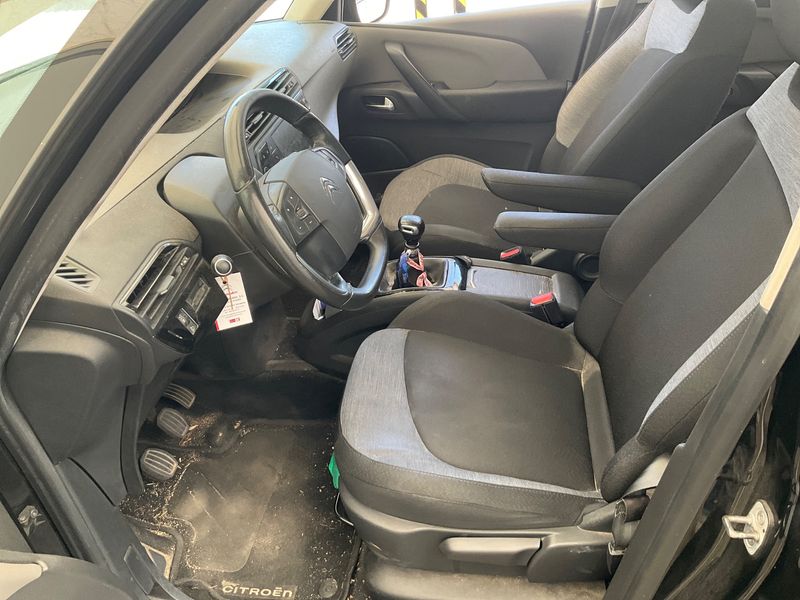 Citroen C4 Grand Spacetourer 1.5 Blue-HDi Feel 2020 – снимка 31