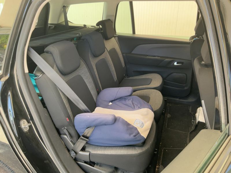 Citroen C4 Grand Spacetourer 1.5 Blue-HDi Feel — zdjęcie 14