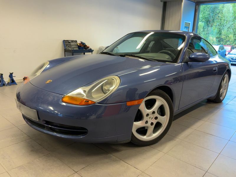 Porsche 911 996 Carrera