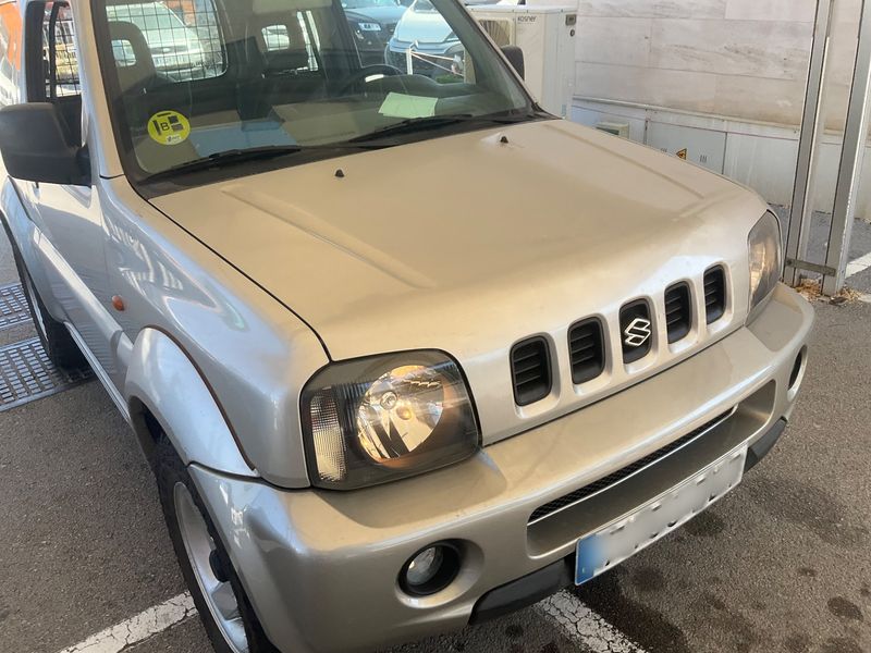 Suzuki Jimny 1.3 Special Edition — zdjęcie 8