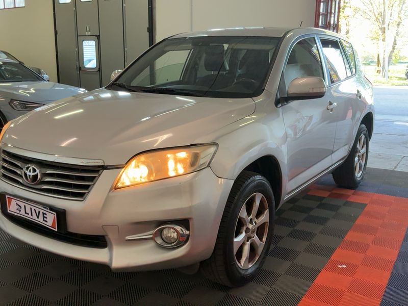 RAV 4 2.2 D-4D Executive