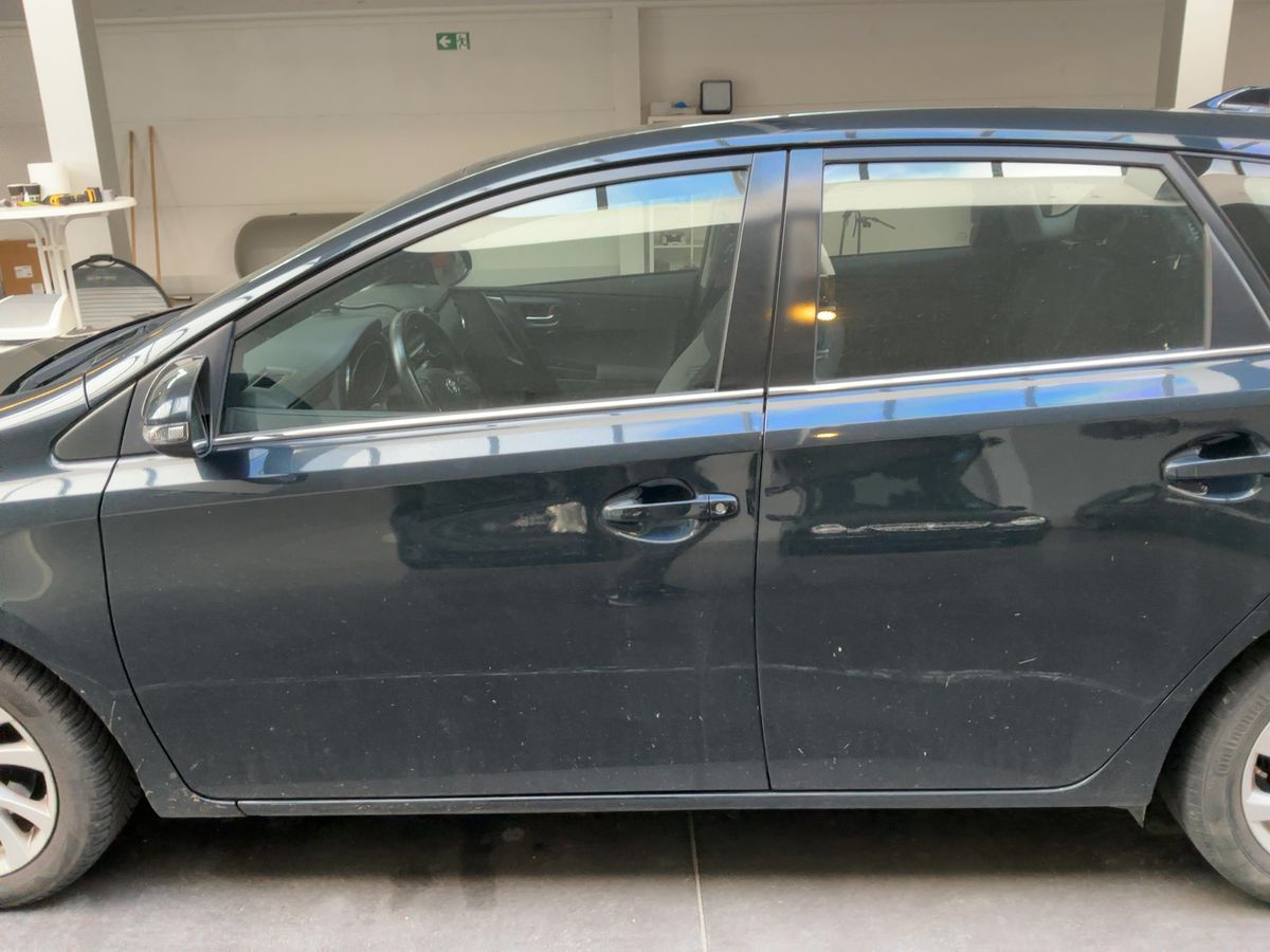 Toyota Auris 2017 — photo 5
