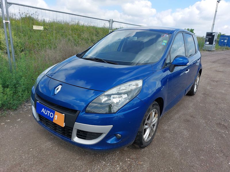 Renault Scenic 2.0 Dynamique — zdjęcie 1