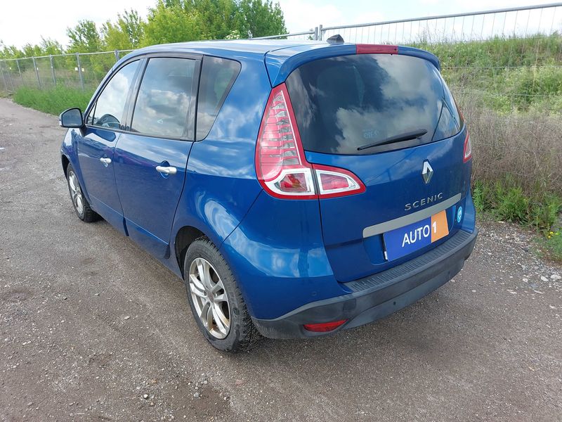 Renault Scenic 2.0 Dynamique — zdjęcie 3