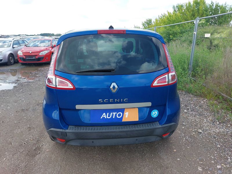 Renault Scenic 2.0 Dynamique — zdjęcie 4