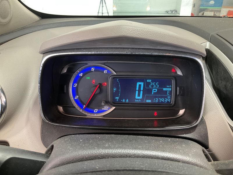 Chevrolet Trax 1.7 Diesel LT+ — zdjęcie 13