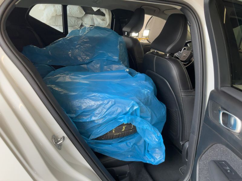Volvo XC40 2.0 D4 Momentum Pro AWD 2019 – снимка 20