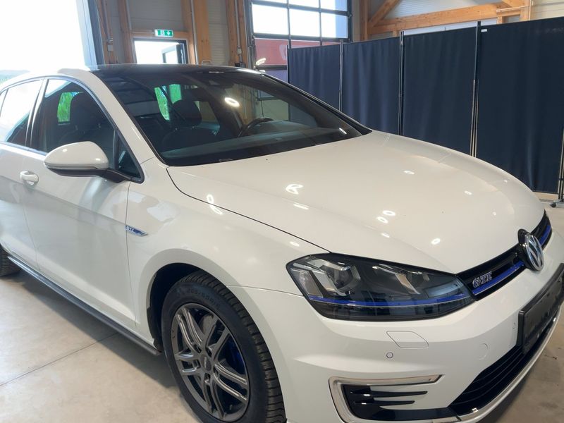 Volkswagen Golf VII 1.4 GTE 2016 – снимка 12