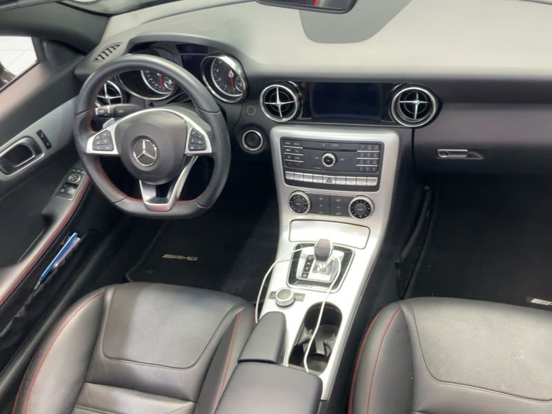 Mercedes-Benz SLC-Klasse SLC 200 CGI AMG Line — zdjęcie 12