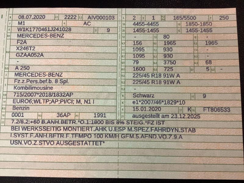 Mercedes-Benz A-Klasse A 250 — zdjęcie 15