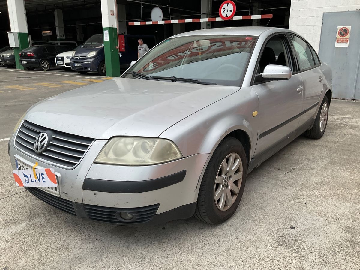 Volkswagen Passat 1.6 Edition