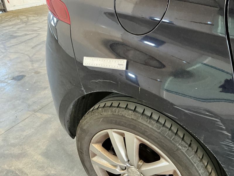 Peugeot 308 1.6 Blue-HDi Active Business 2016 – снимка 22
