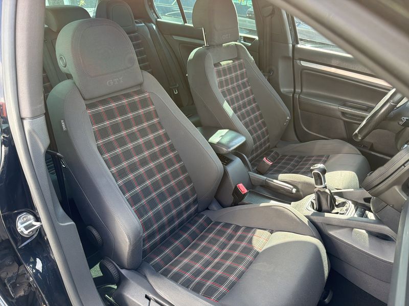 Volkswagen Golf V 2.0 TFSI GTI — zdjęcie 16
