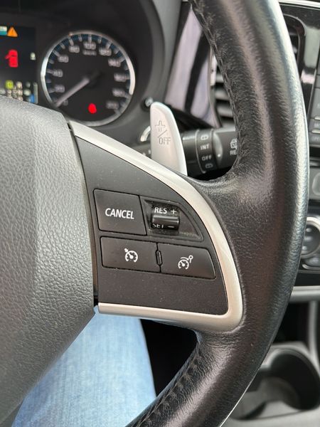 Mitsubishi Outlander 2.0 PHEV Instyle 4WD — zdjęcie 17