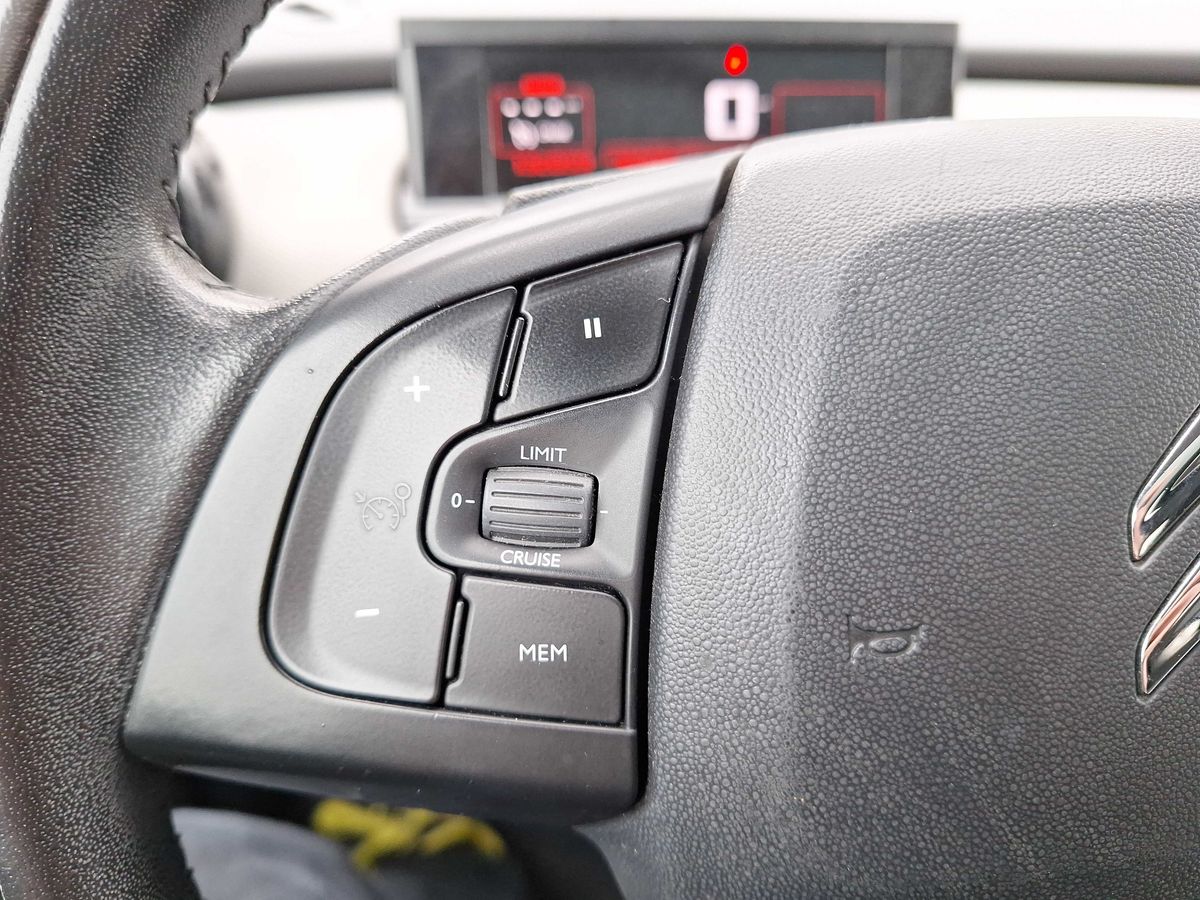 Citroen C4 2017 — photo 68