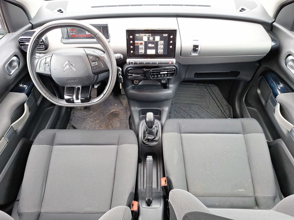 Citroen C4 2017 — photo 12