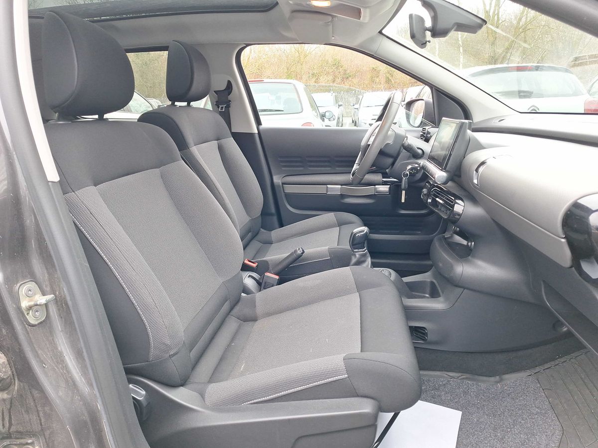 Citroen C4 2017 — photo 11
